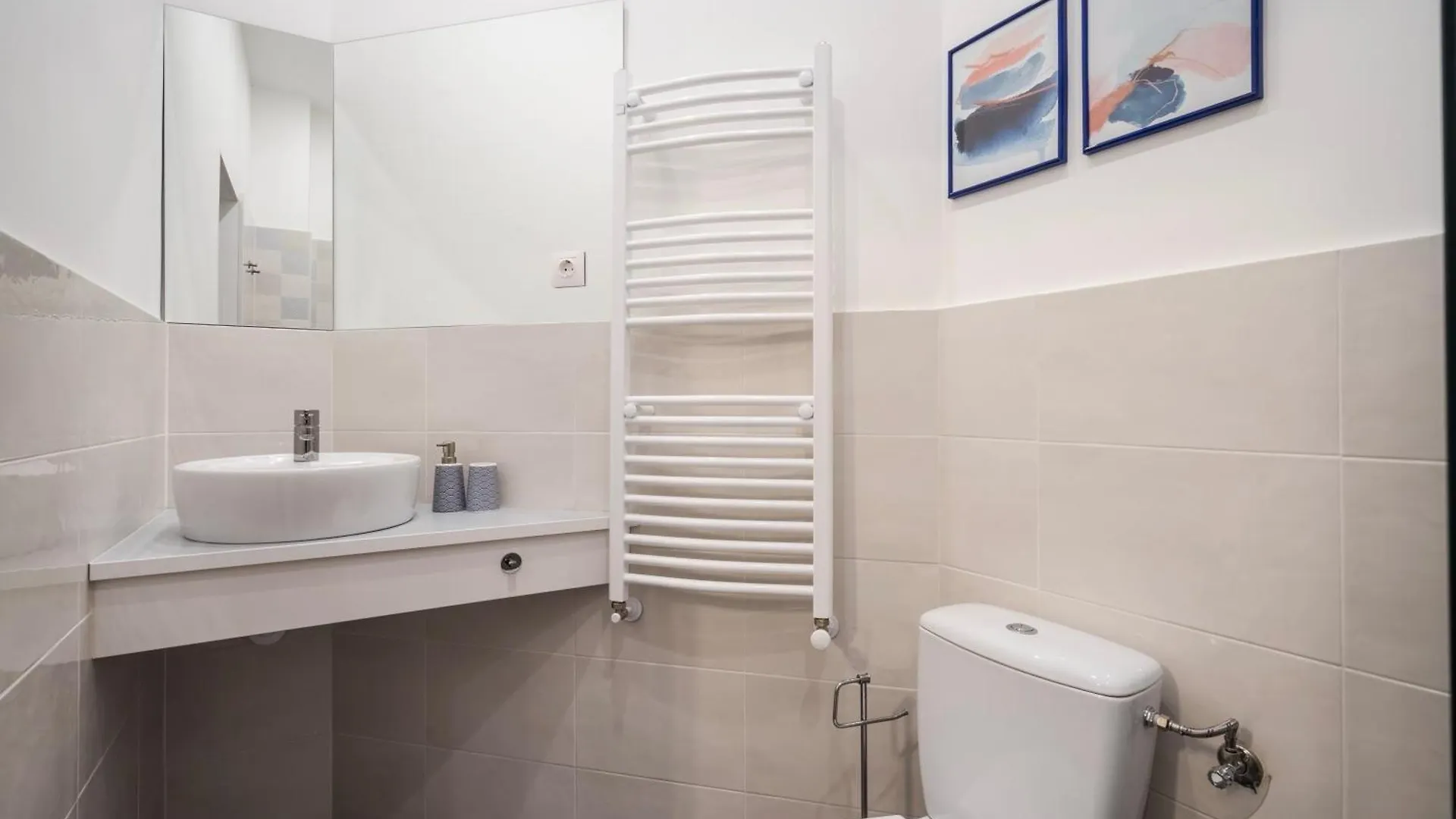D58 - Grand Boulevard Royal Apartment - Best Location By Bqa Budapeszt