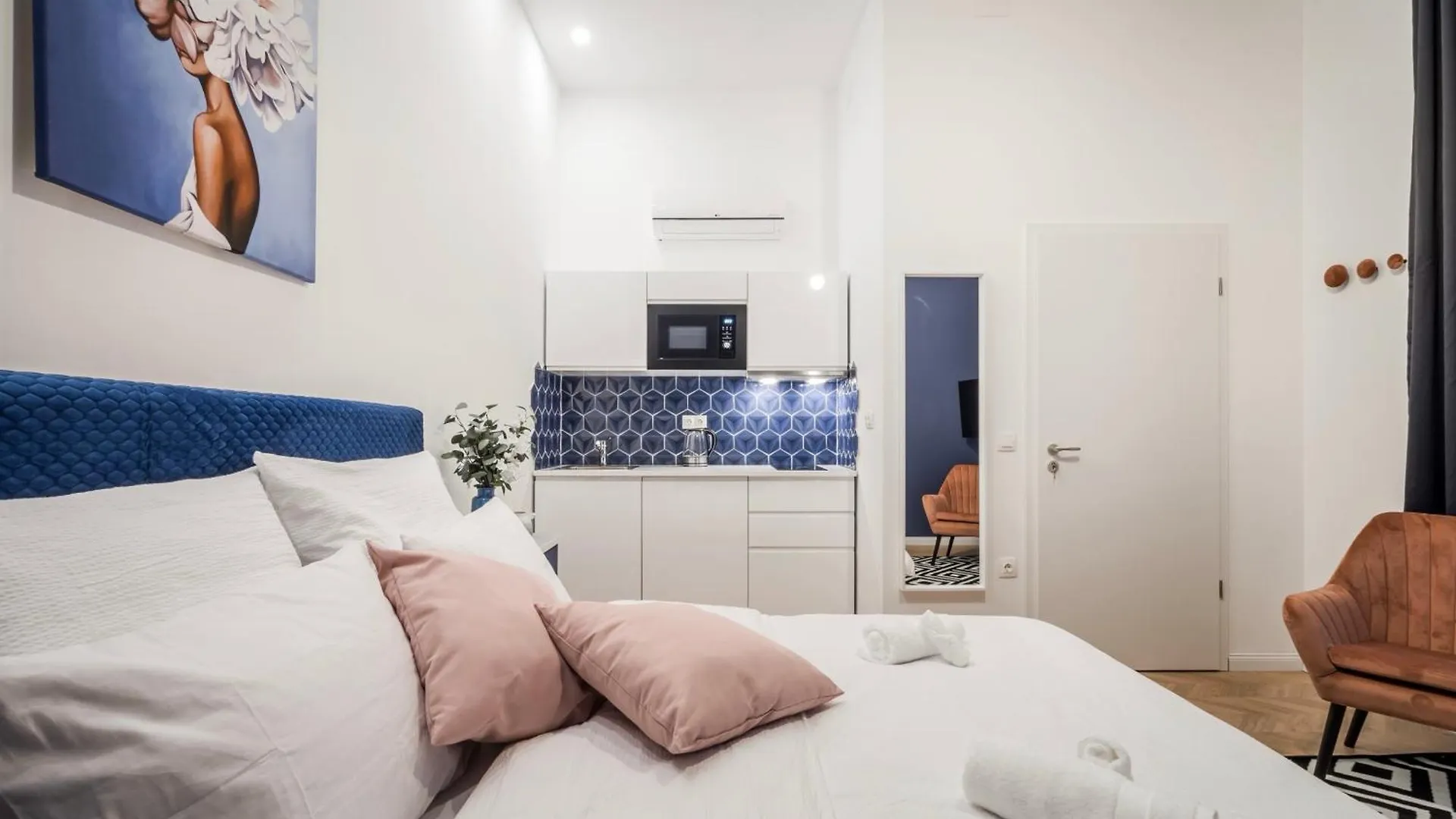 D58 - Grand Boulevard Royal Apartment - Best Location By Bqa Budapeszt